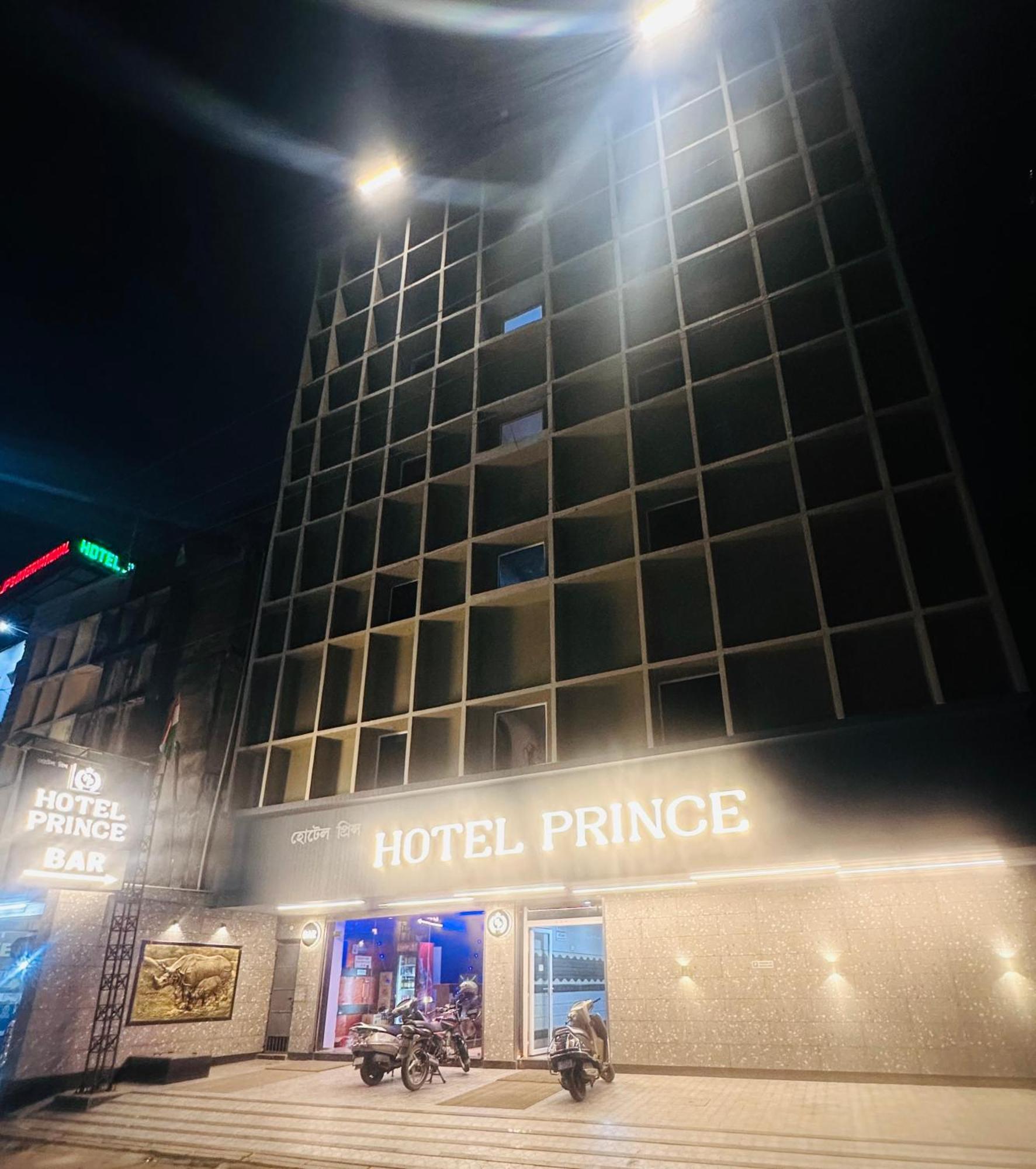 Hotel Prince Guwahati Zewnętrze zdjęcie